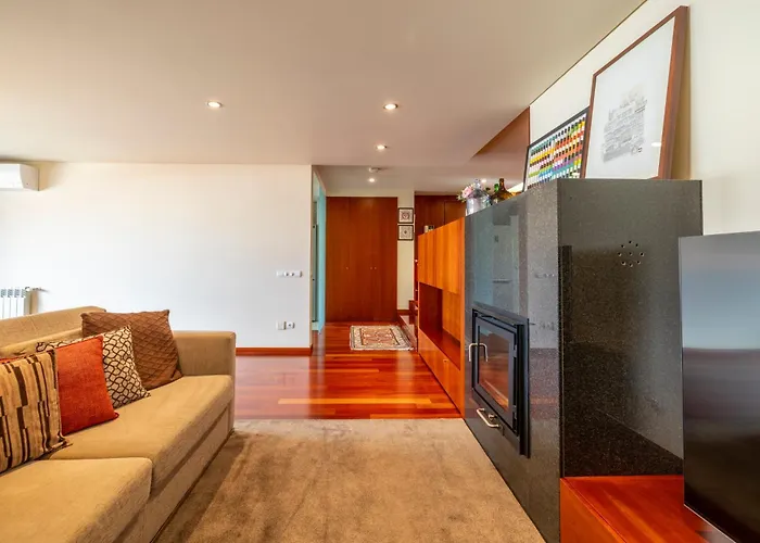 Panoramic View - * 吉马良斯